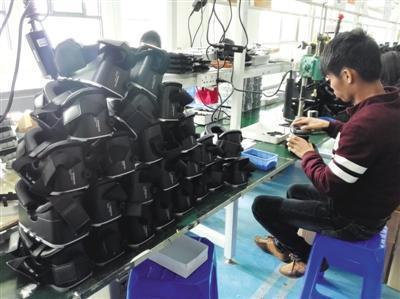山寨VR眼鏡調查:被工人稱為10元電子垃圾的VR產品是否還有錢賺?